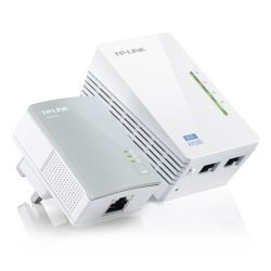 TP-LINK - TP-LINK (TL-WPA4220KIT) 300Mbps AV600 Wireless N Powerline Adapter Kit